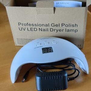 White UV LED Nail Dryer Lamp with Digital Timer